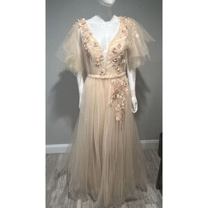 Basix Black Label Flutter Sleeve 3D Floral Peach Tulle Gown Size 12